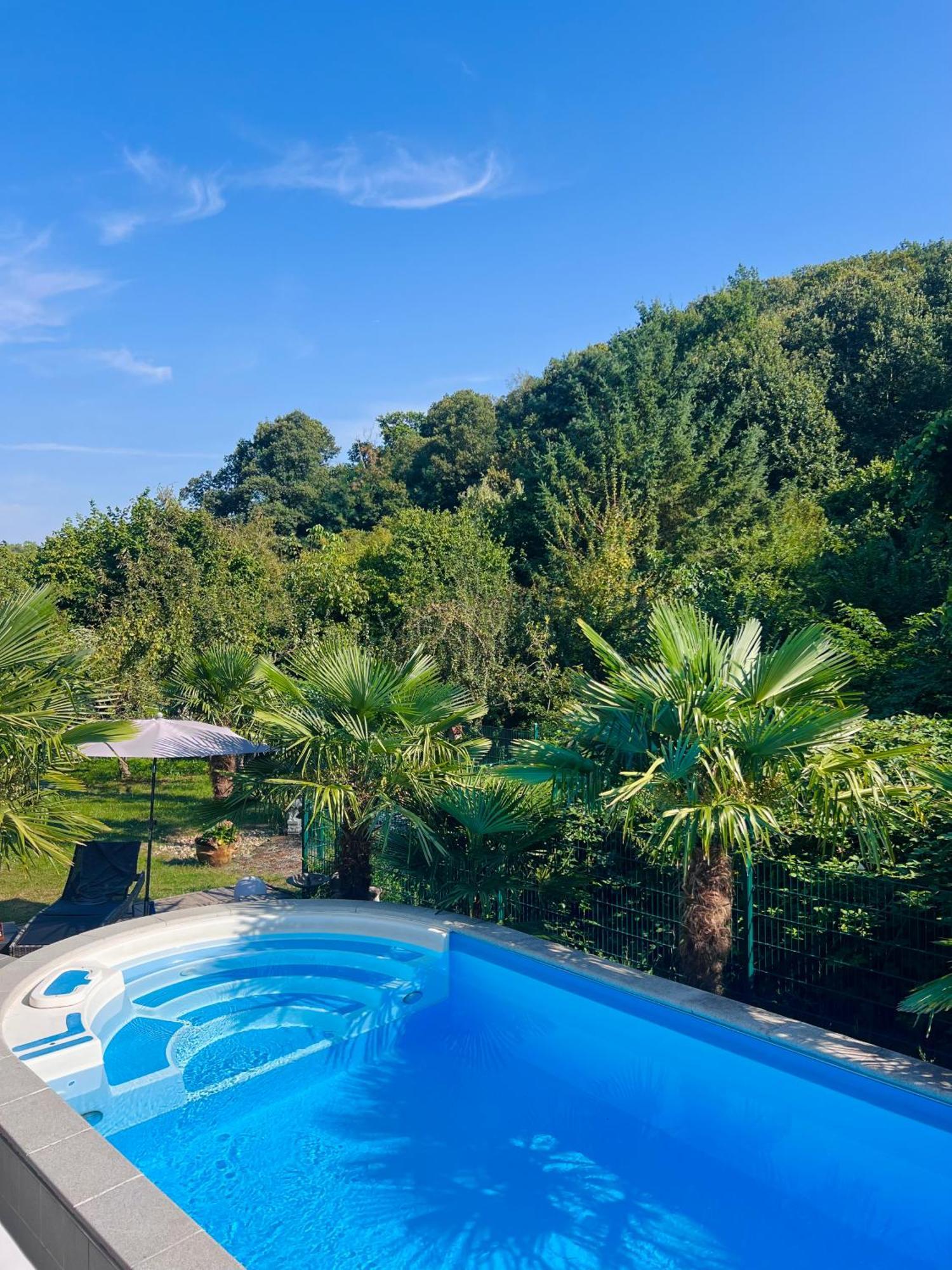 Privates Ferienhaus Mit Pool & Whirlpool Zentral In بار دوركهايم المظهر الخارجي الصورة